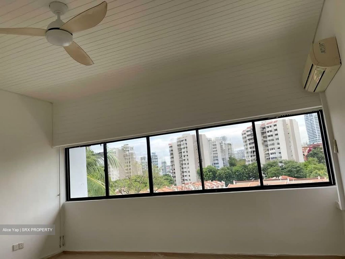 Villa Delle Rose (D10), Condominium #592411011
